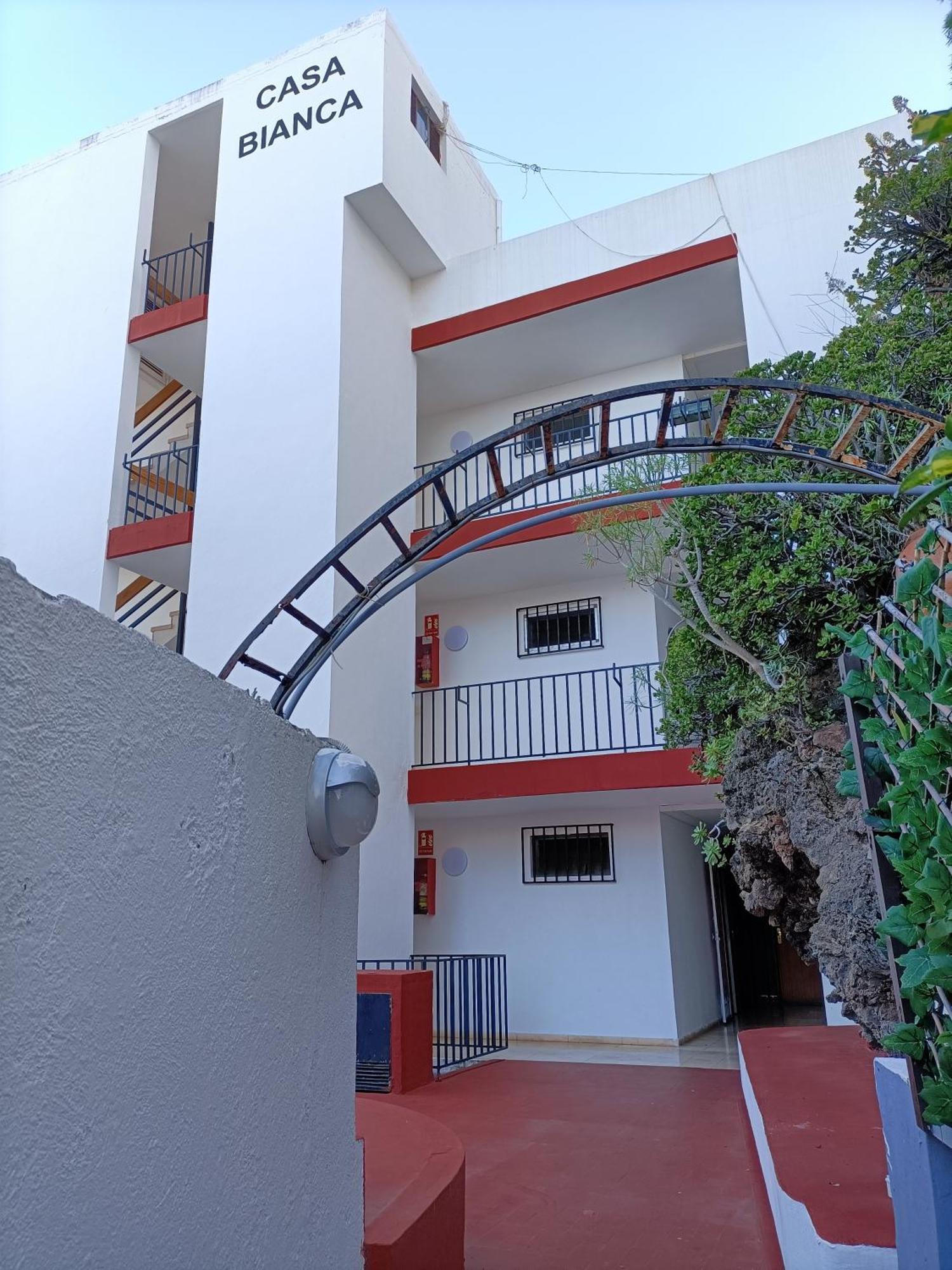 Casa Bianca Wifi5G 56M2 Doubleroom ปูแอร์โตเดลาครูซ ภายนอก รูปภาพ